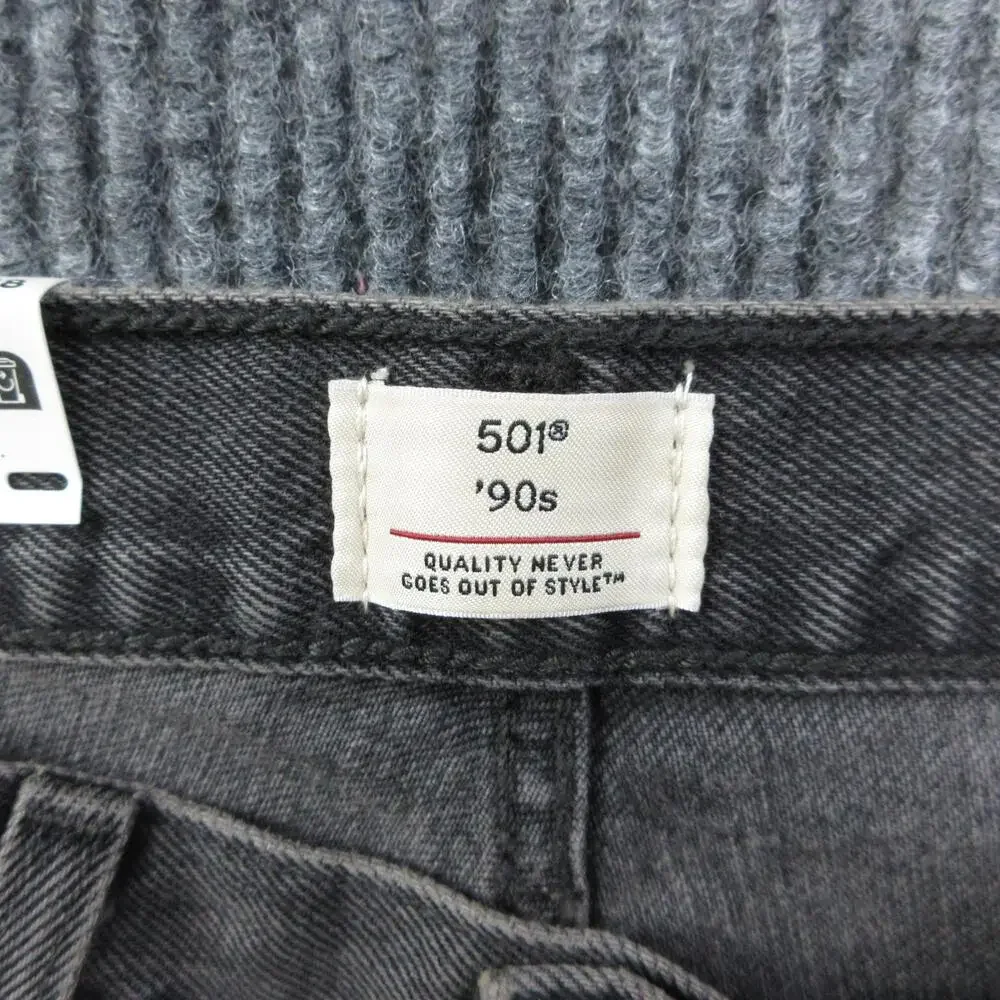 Levi's 501 '90s Jeans Mens 28 Black Cropped Straight Relaxed Denim 29x27.5* NWT